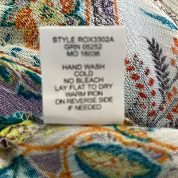 Button Down Mixed Floral Print Top - Picture 5 of 6